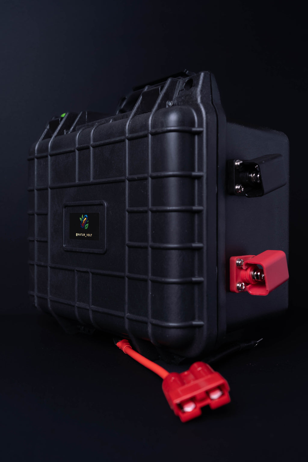 Maletín Estanco 12V 100Ah LiFePO4 con Anderson, USB y Voltímetro